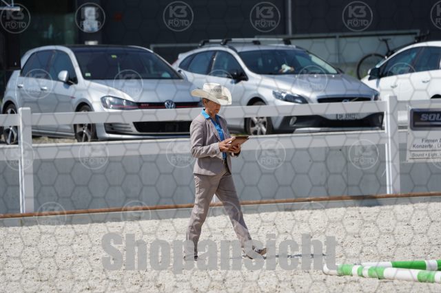 s_A_900313.JPG